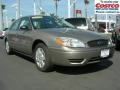 2006 Arizona Beige Metallic Ford Taurus SE  photo #1