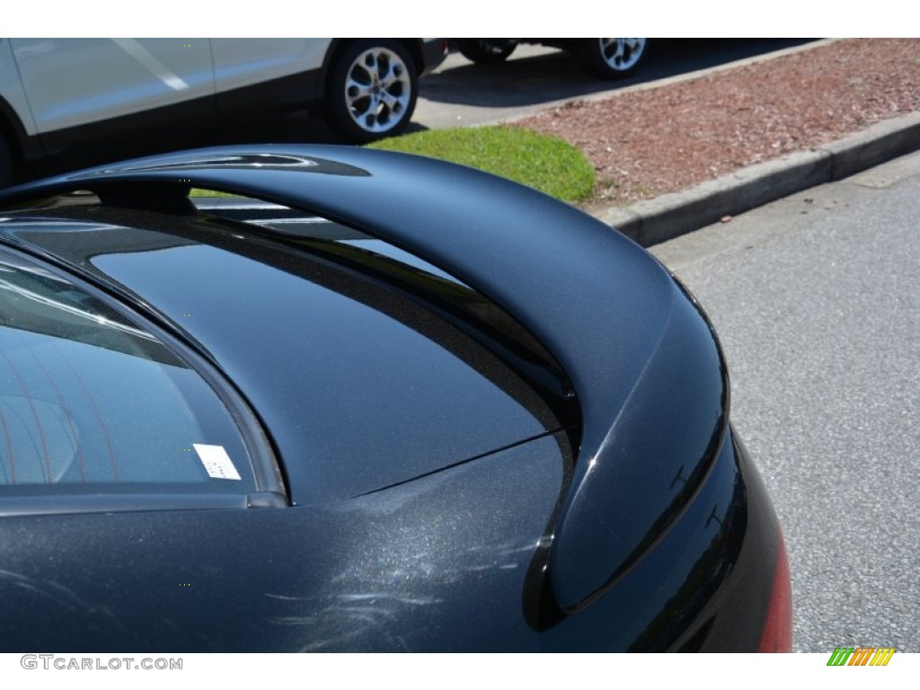 2005 GTO Coupe - Phantom Black Metallic / Black photo #14