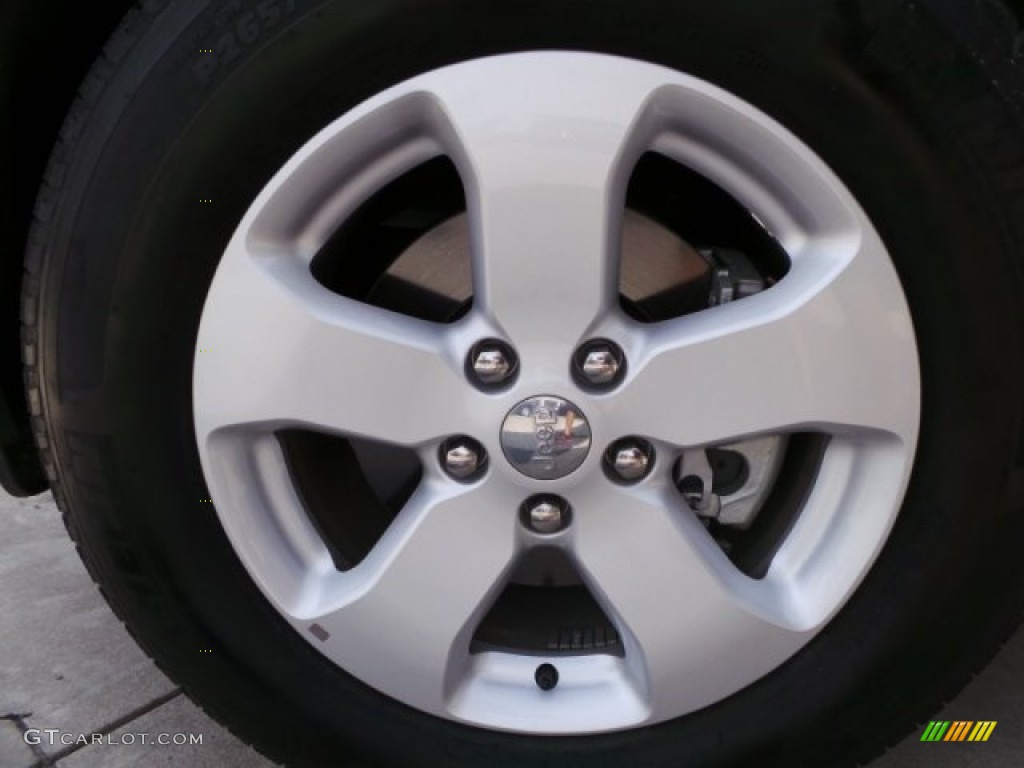 2013 Grand Cherokee Laredo - Bright White / Black photo #12