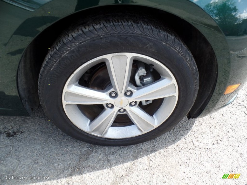 2014 Chevrolet Cruze LT Wheel Photos