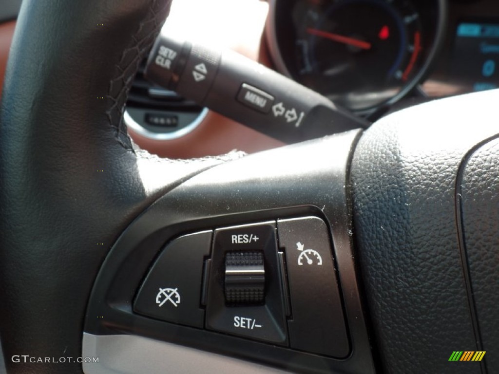 2014 Chevrolet Cruze LT Controls Photo #103299276