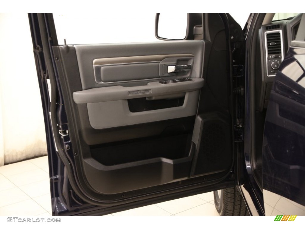 2014 Ram 1500 SLT Quad Cab 4x4 Black/Diesel Gray Door Panel Photo #103300875