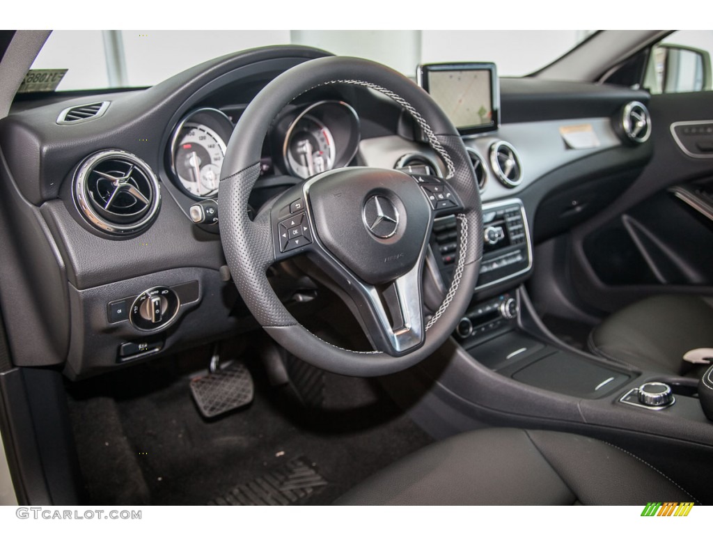 Black Interior 2015 Mercedes-Benz GLA 250 4Matic Photo #103301902