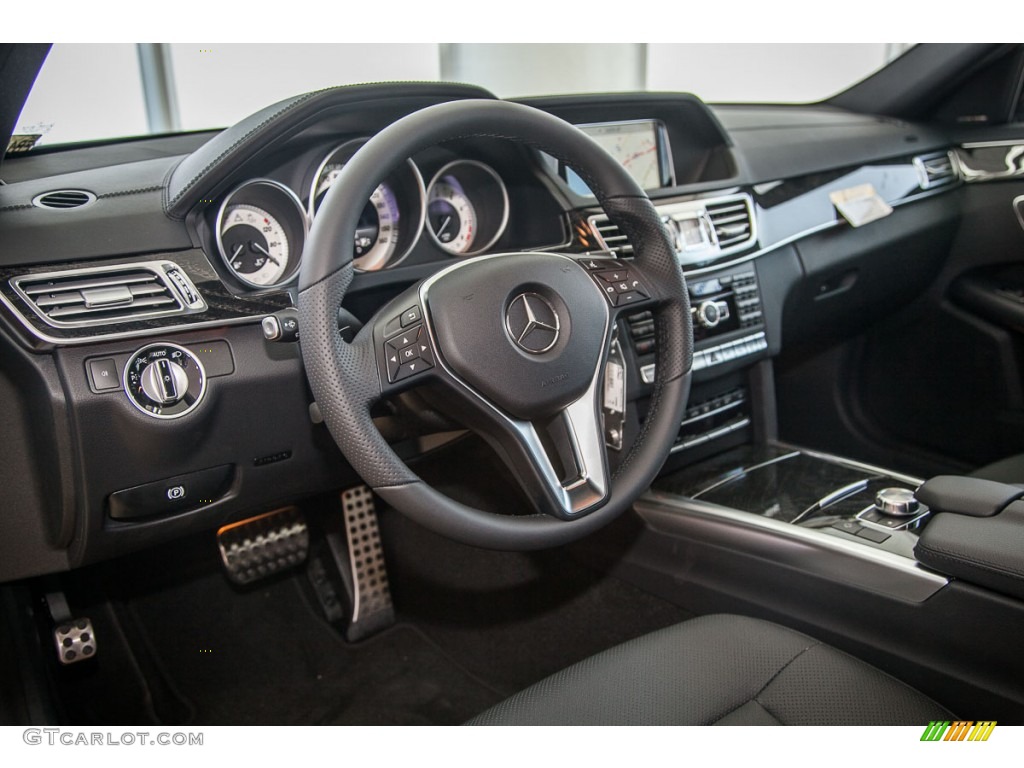 2015 Mercedes-Benz E 400 Sedan Dashboard Photos