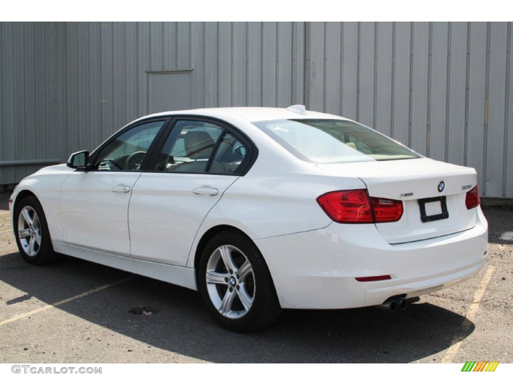 2013 3 Series 328i xDrive Sedan - Alpine White / Venetian Beige photo #3