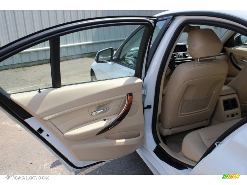 2013 3 Series 328i xDrive Sedan - Alpine White / Venetian Beige photo #14