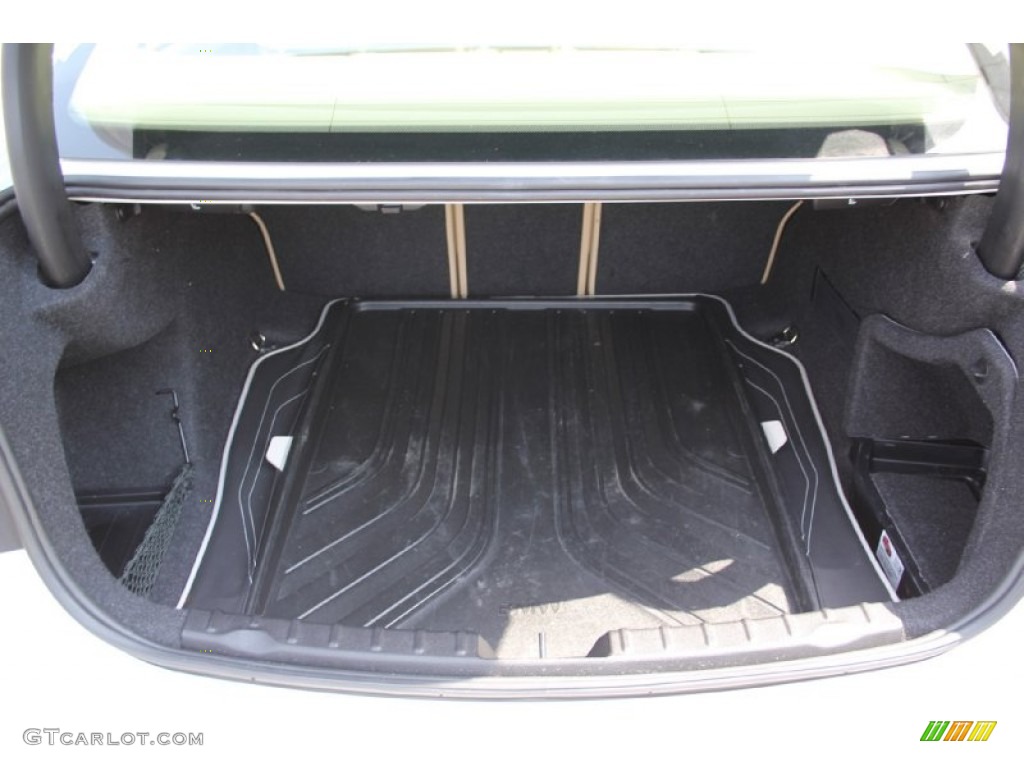 2013 3 Series 328i xDrive Sedan - Alpine White / Venetian Beige photo #17