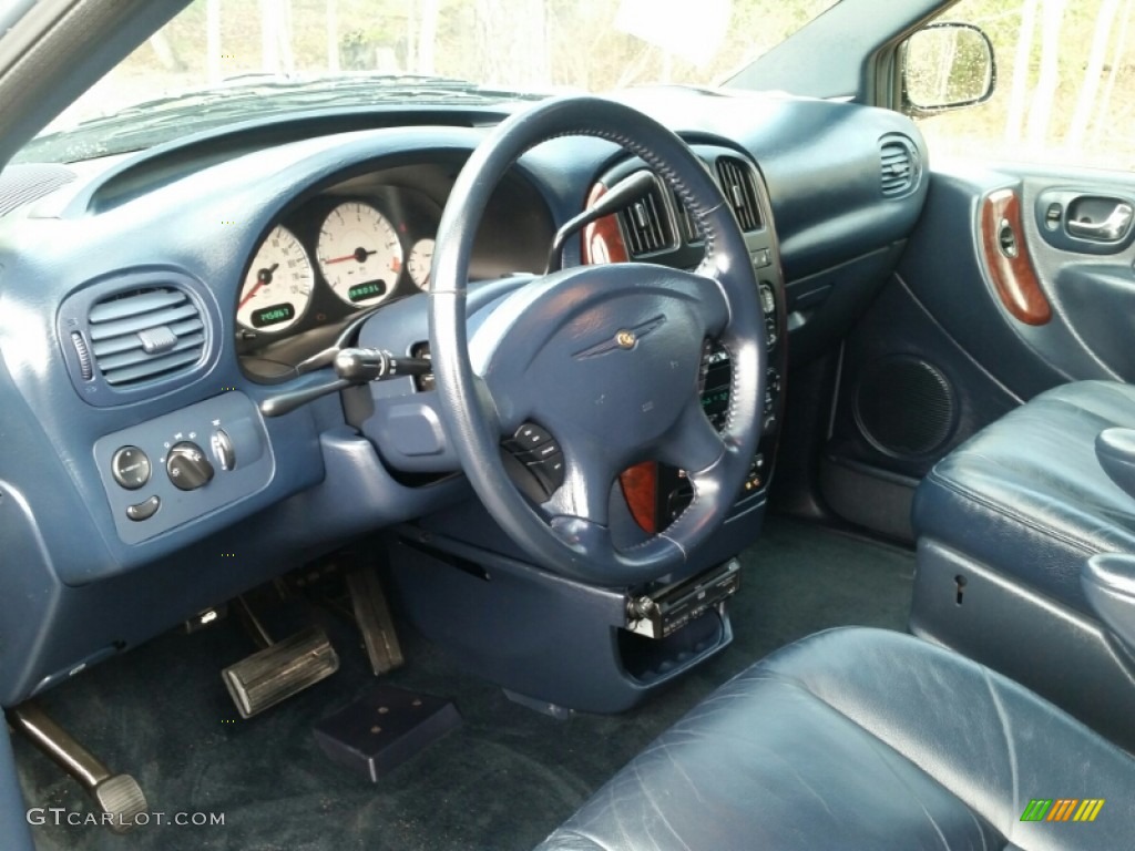 2003 Chrysler Town & Country Limited Navy Blue Dashboard Photo #103304008