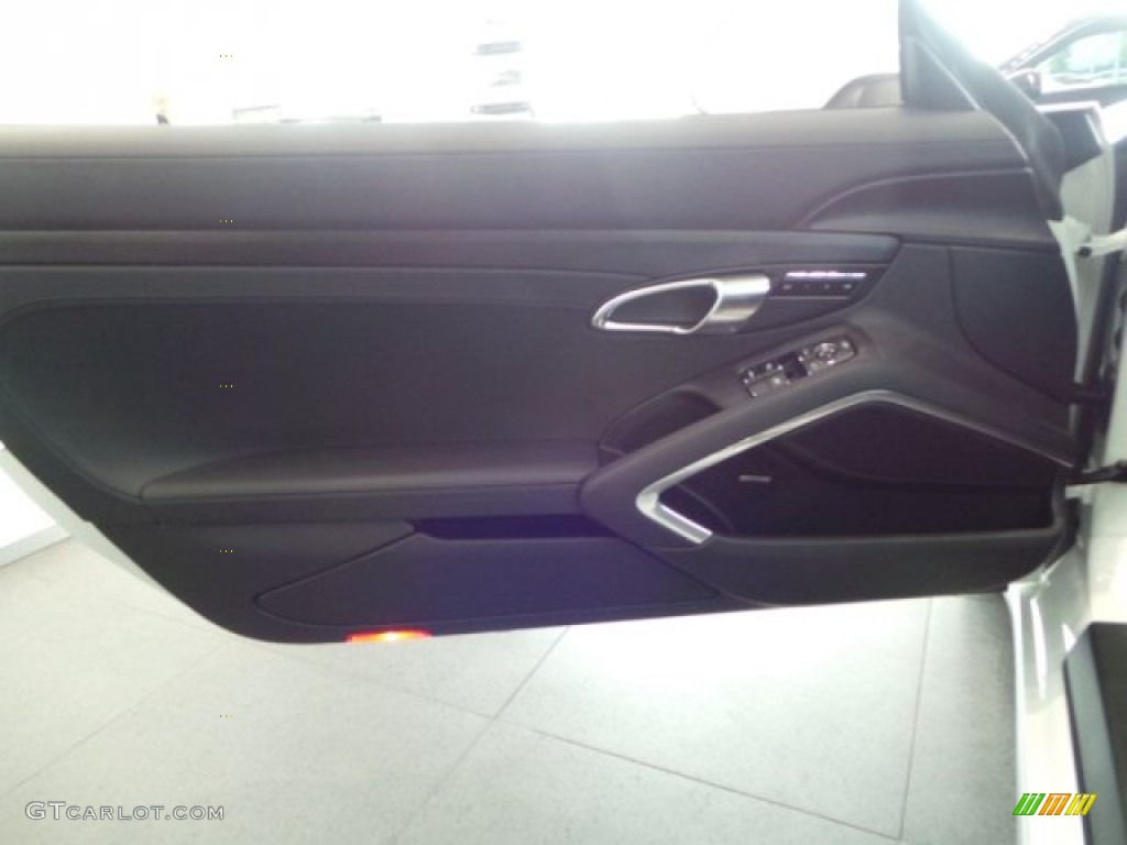 2015 Porsche 911 Carrera GTS Cabriolet Door Panel Photos