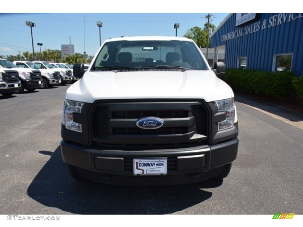 2015 F150 XLT SuperCab 4x4 - Oxford White / Medium Earth Gray photo #2