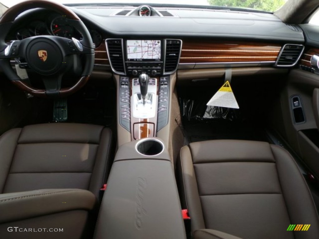 2015 Porsche Panamera Turbo Black/Saddle Brown Dashboard Photo #103309096