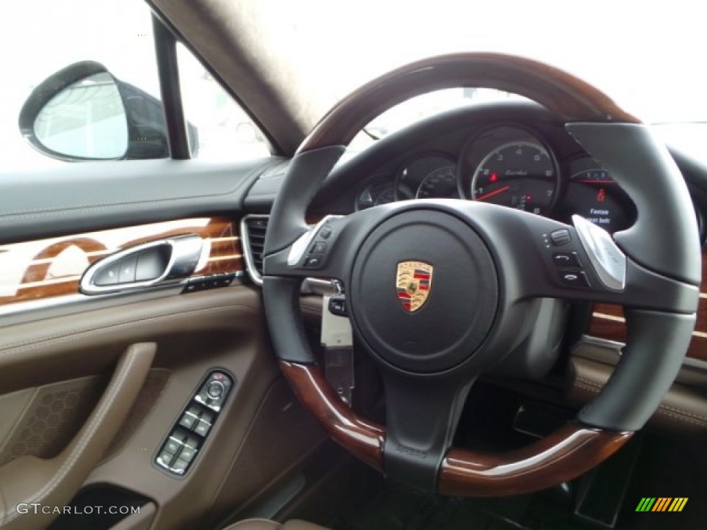 2015 Porsche Panamera Turbo Black/Saddle Brown Steering Wheel Photo #103309111