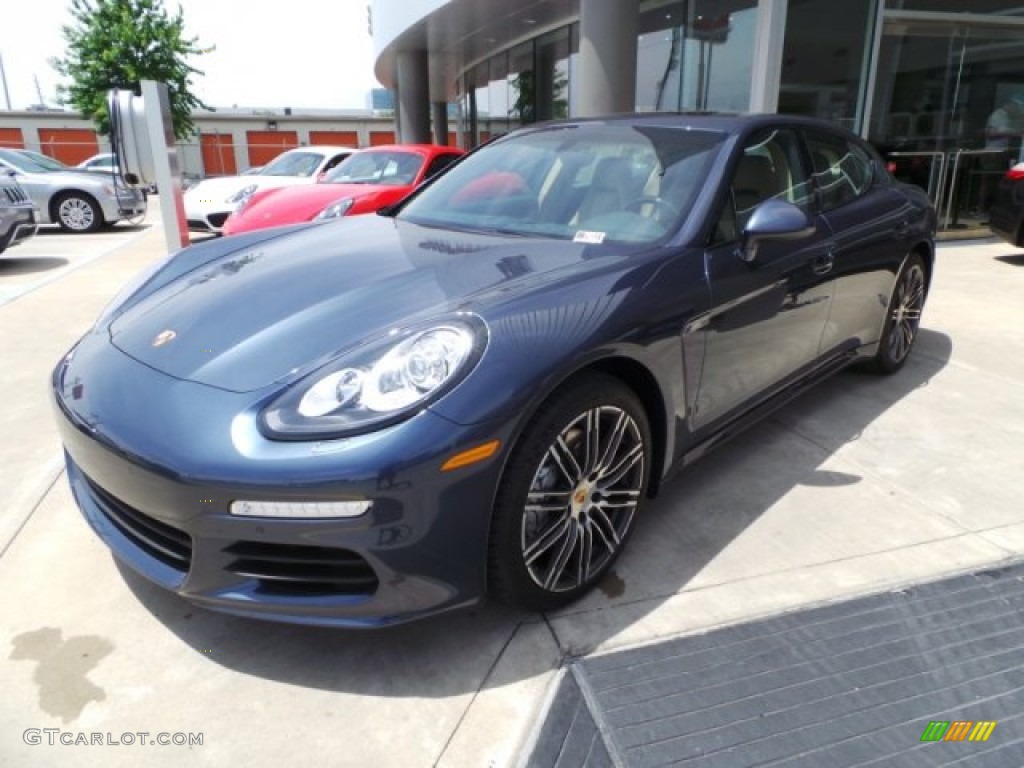 2015 Panamera S - Yachting Blue Metallic / Black/Luxor Beige photo #3