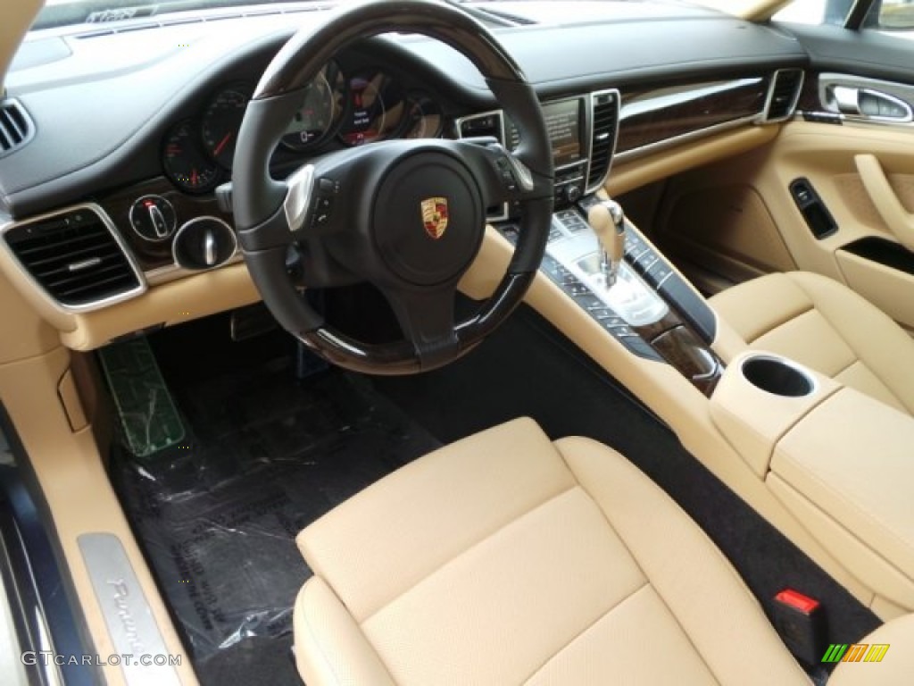 Black/Luxor Beige Interior 2015 Porsche Panamera S Photo #103309513