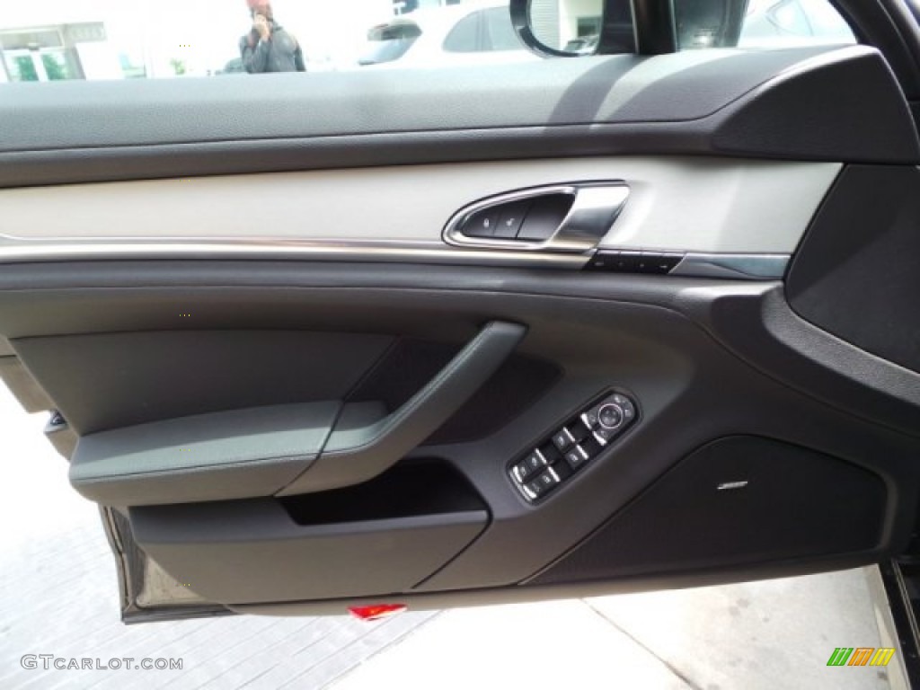 2015 Porsche Panamera Standard Panamera Model Black Door Panel Photo #103310262