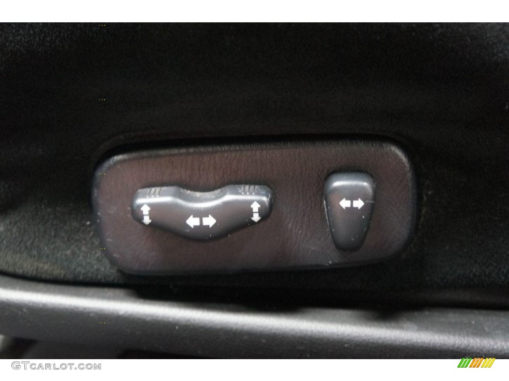 2004 Altima 2.5 S - Polished Pewter / Charcoal photo #29