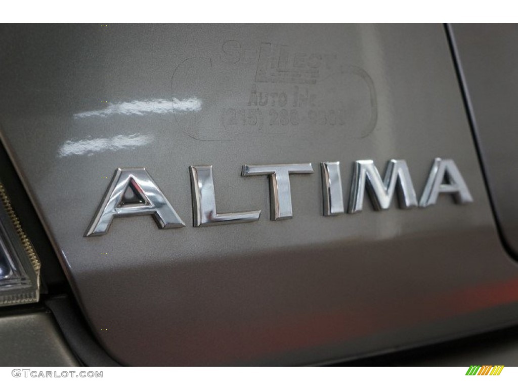 2004 Altima 2.5 S - Polished Pewter / Charcoal photo #61