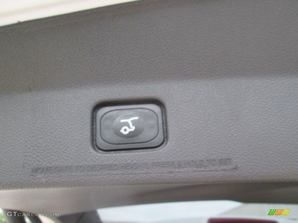 2015 Explorer Limited - White Platinum / Medium Light Stone photo #22