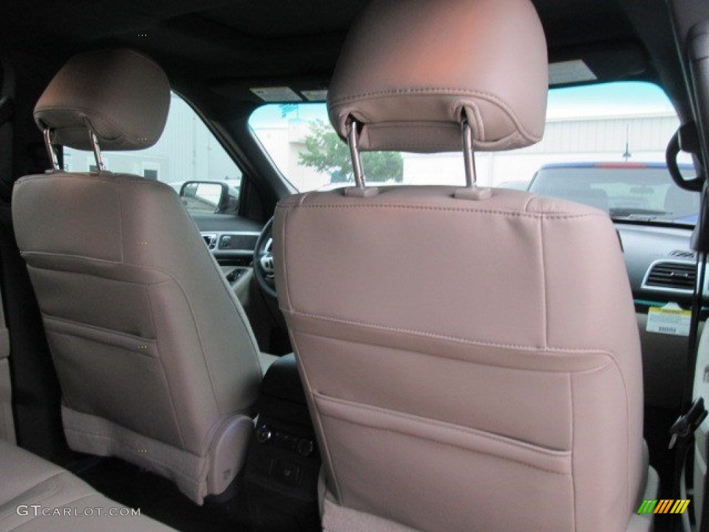 2015 Explorer Limited - White Platinum / Medium Light Stone photo #25