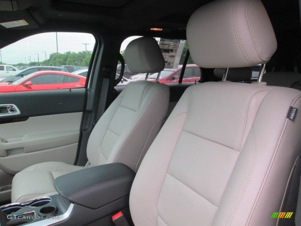 2015 Explorer Limited - White Platinum / Medium Light Stone photo #41