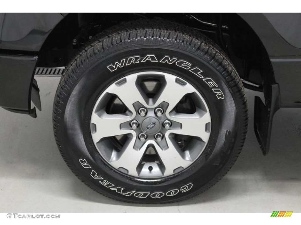 2013 Ford F150 STX SuperCab 4x4 Wheel Photo #103316692