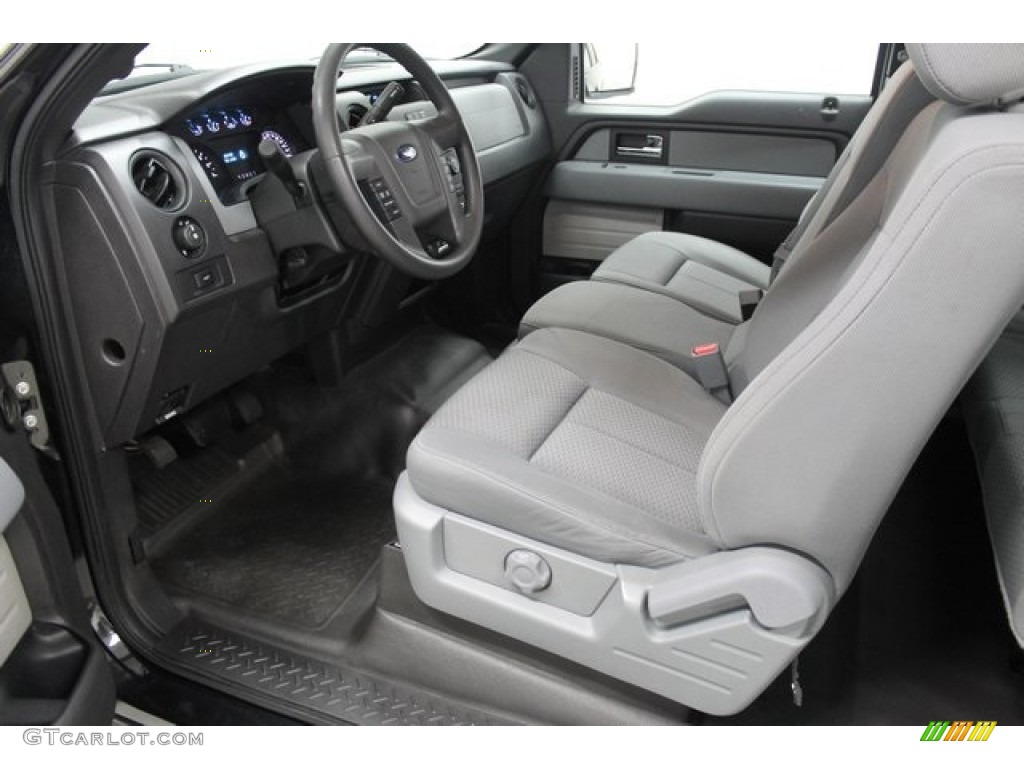 2013 Ford F150 STX SuperCab 4x4 Front Seat Photo #103316797
