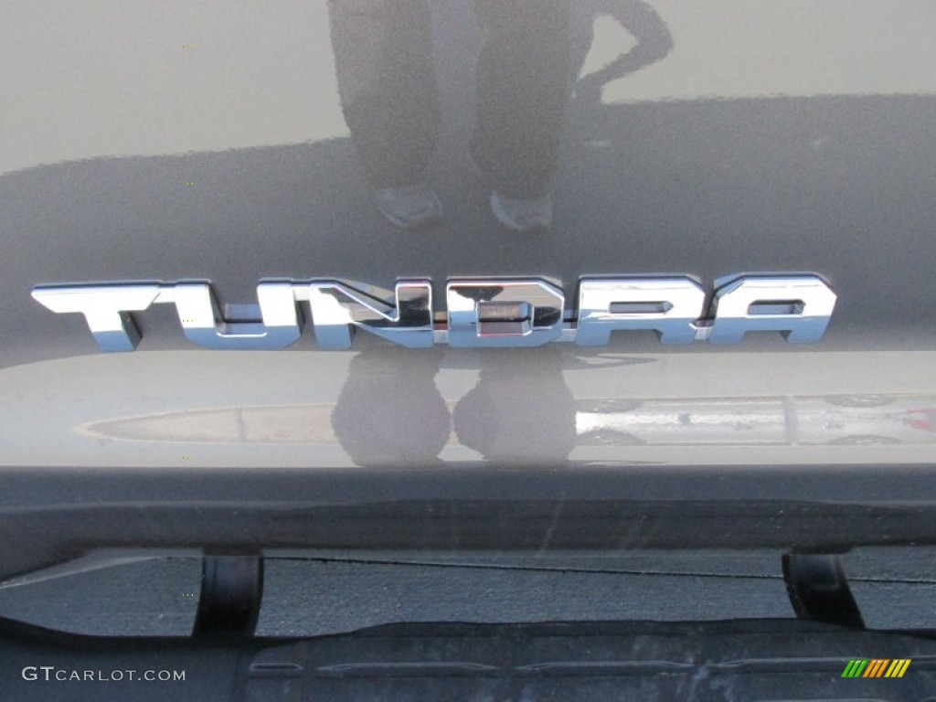 2015 Tundra SR5 CrewMax 4x4 - Magnetic Gray Metallic / Graphite photo #15