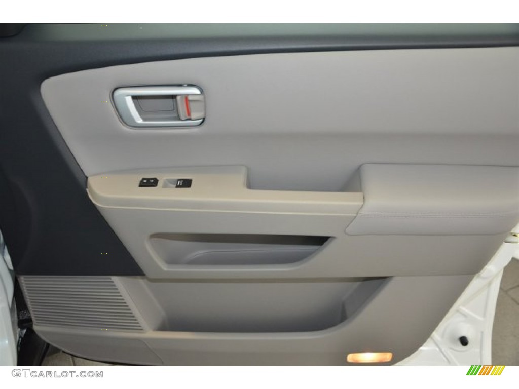 2015 Pilot EX-L - Taffeta White / Gray photo #23