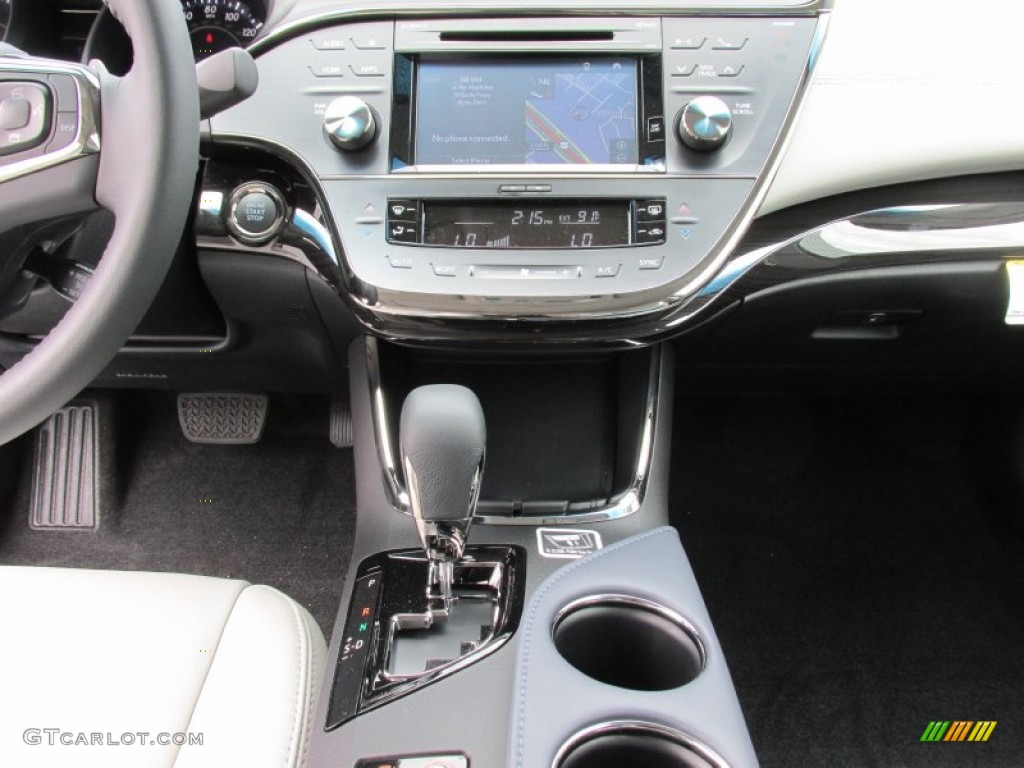 2015 Toyota Avalon XLE Premium Controls Photo #103326022
