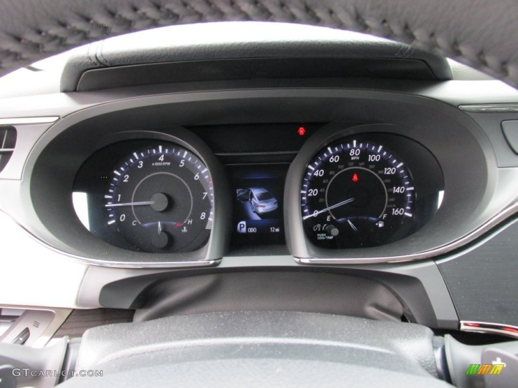 2015 Toyota Avalon XLE Premium Gauges Photos