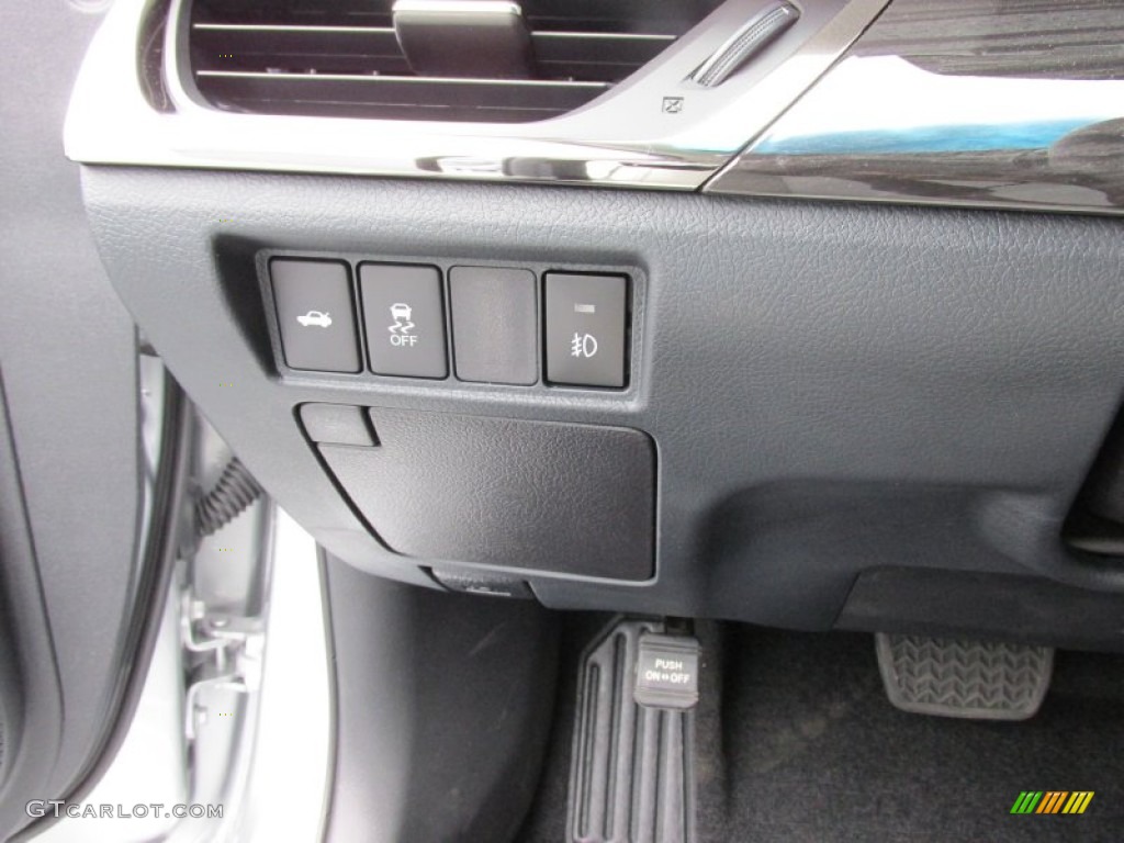 2015 Toyota Avalon XLE Premium Controls Photos