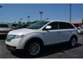 2011 White Platinum Tri-Coat Lincoln MKX FWD  photo #7