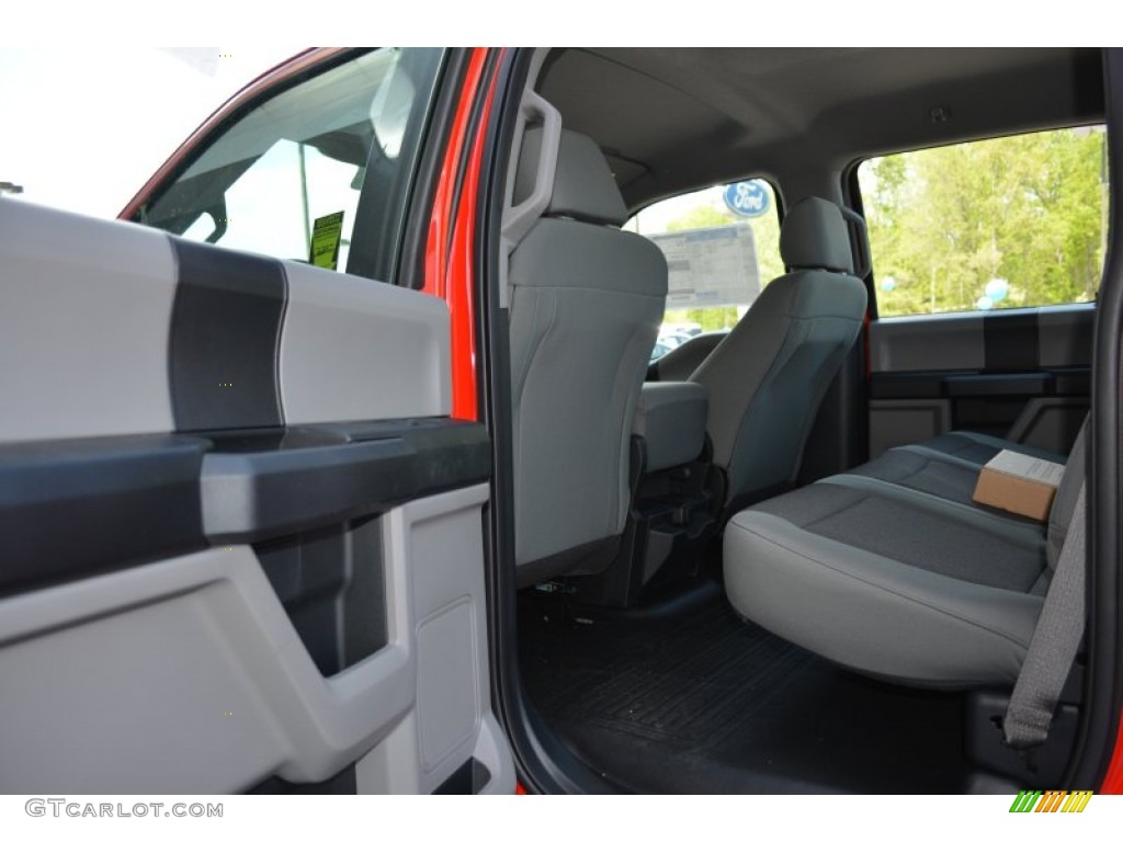2015 Ford F150 XL SuperCrew Rear Seat Photo #103327205