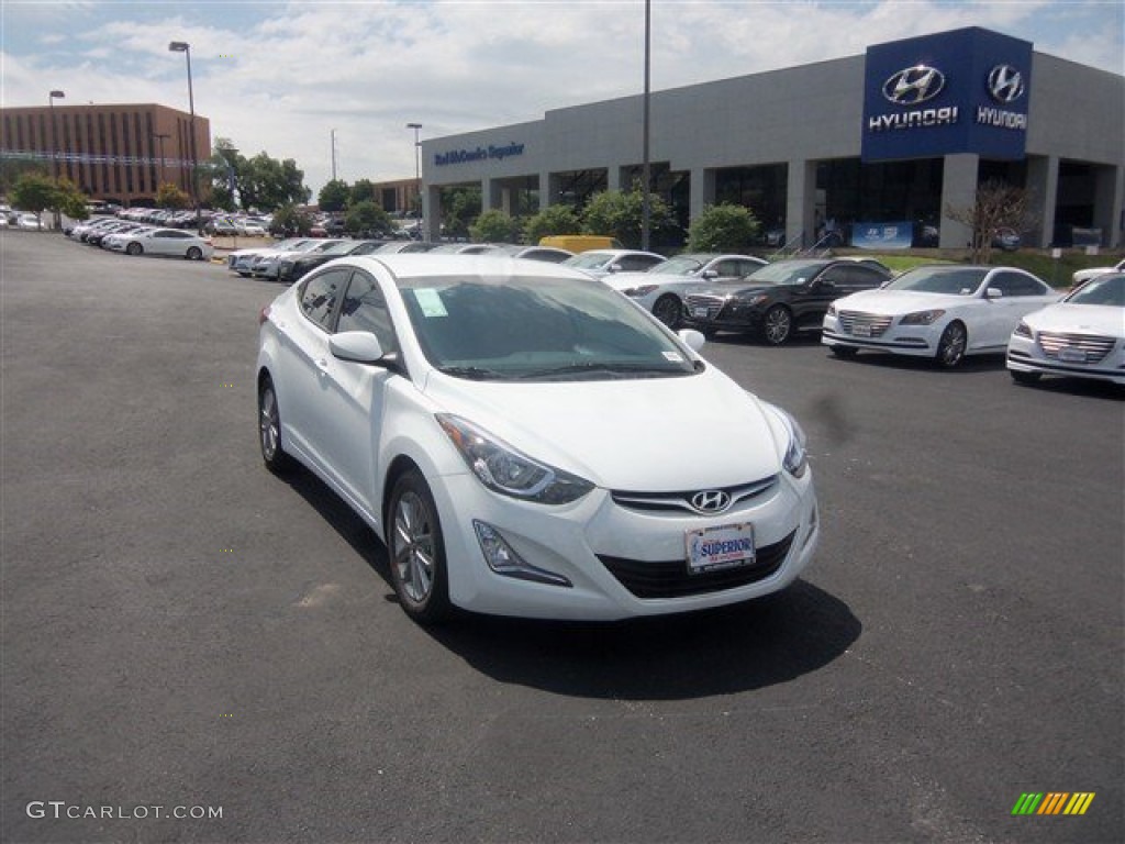 White Hyundai Elantra