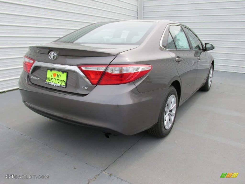 2015 Camry LE - Predawn Gray Mica / Ash photo #4