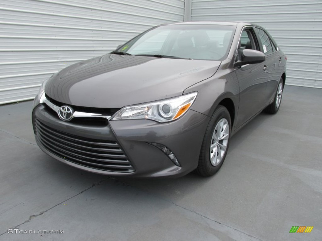 2015 Camry LE - Predawn Gray Mica / Ash photo #7