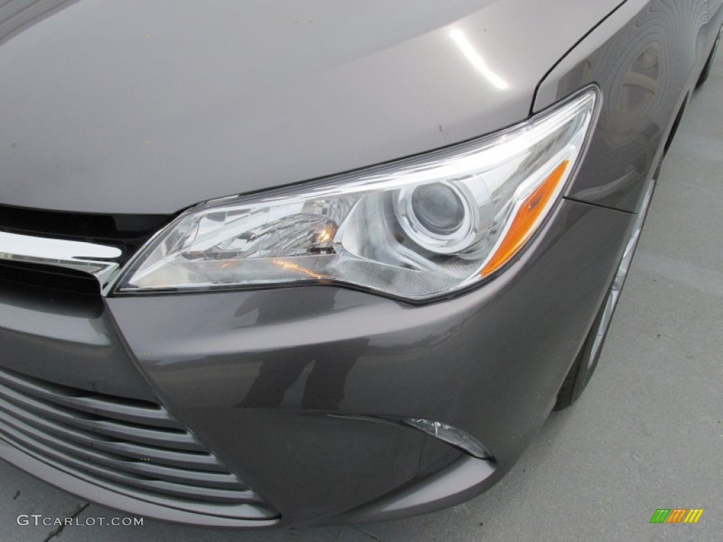 2015 Camry LE - Predawn Gray Mica / Ash photo #9