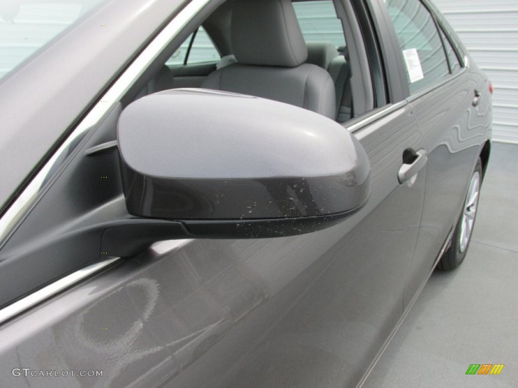 2015 Camry LE - Predawn Gray Mica / Ash photo #12