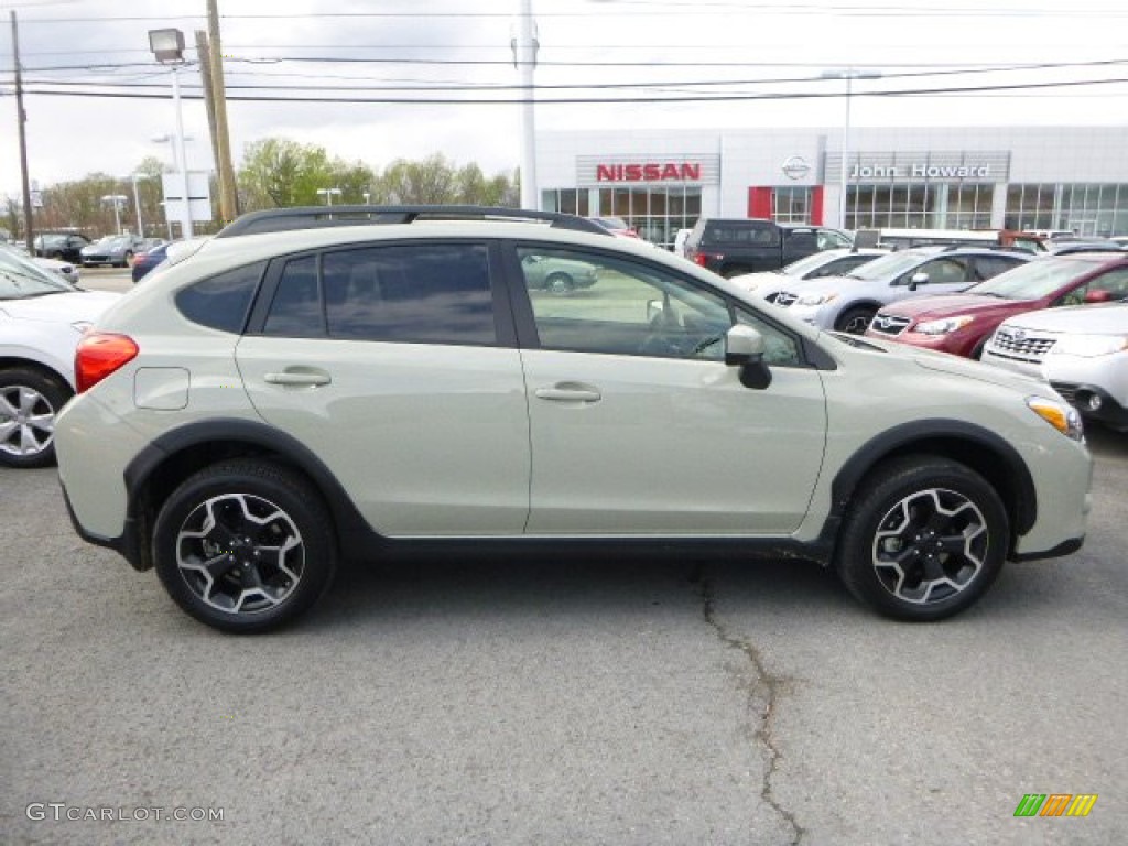 2015 XV Crosstrek 2.0i Premium - Desert Khaki / Black photo #2