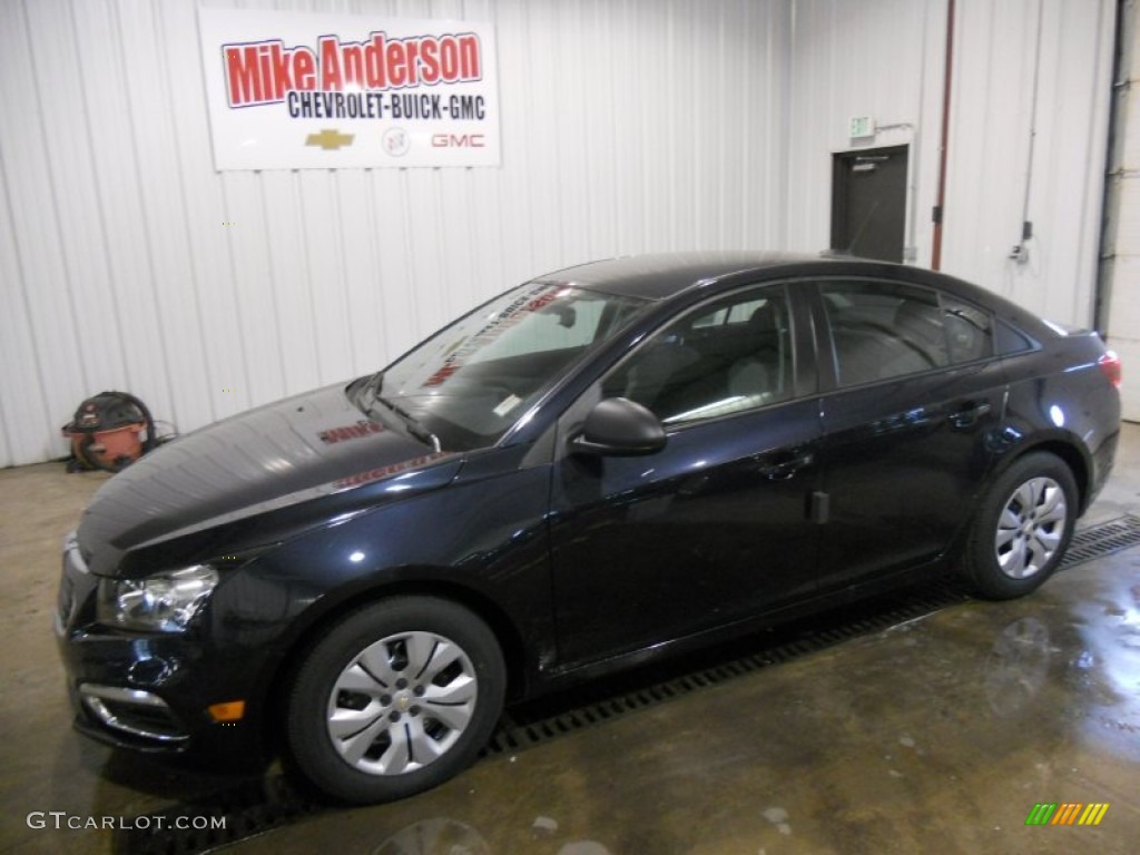 2015 Cruze LS - Blue Ray Metallic / Jet Black/Medium Titanium photo #1