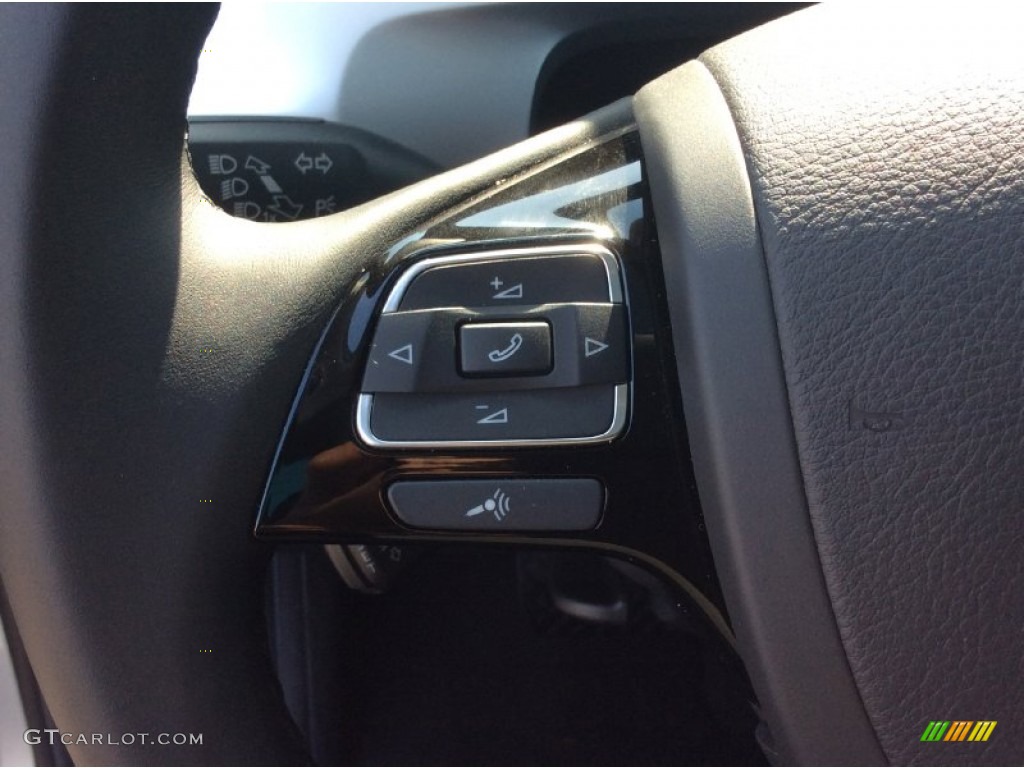 2014 Volkswagen Touareg V6 Lux 4Motion Controls Photo #103336019