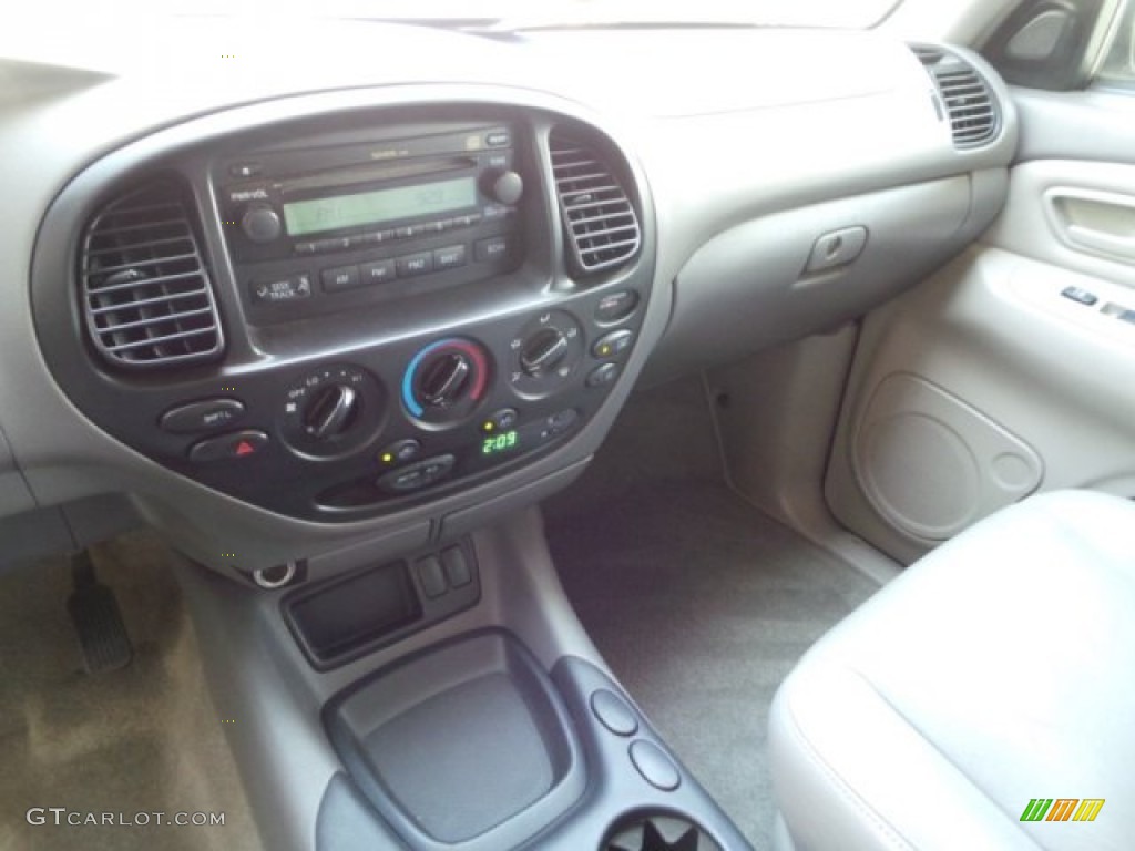 2005 Tundra SR5 Double Cab 4x4 - Phantom Gray Pearl / Dark Gray photo #18