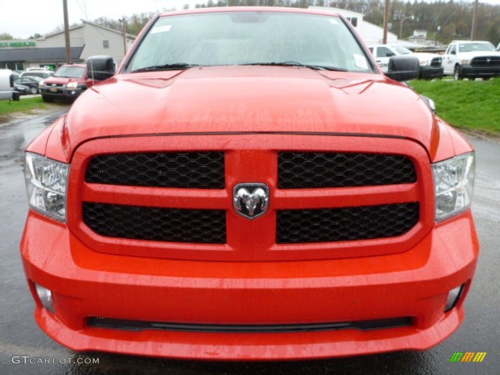 2015 1500 Express Crew Cab 4x4 - Flame Red / Black/Diesel Gray photo #8