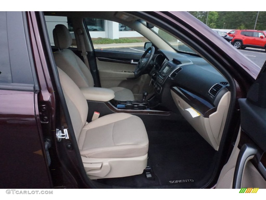 2015 Sorento LX - Dark Cherry / Beige photo #20