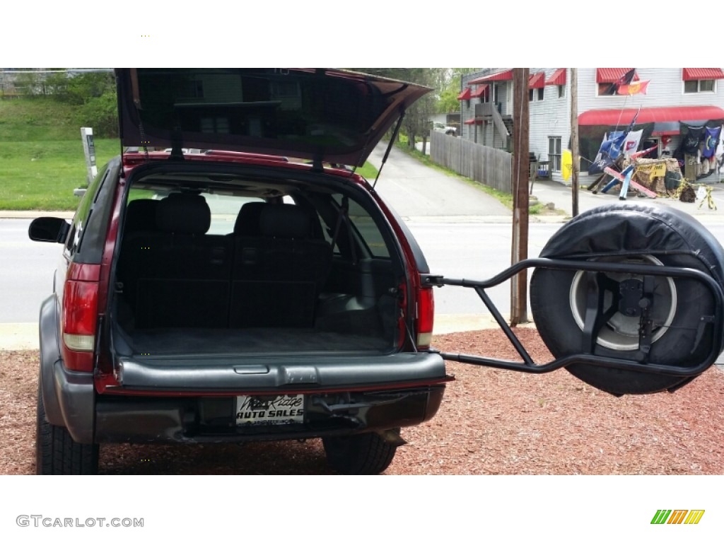 2004 Blazer LS 4x4 - Dark Cherry Red Metallic / Graphite Gray photo #22