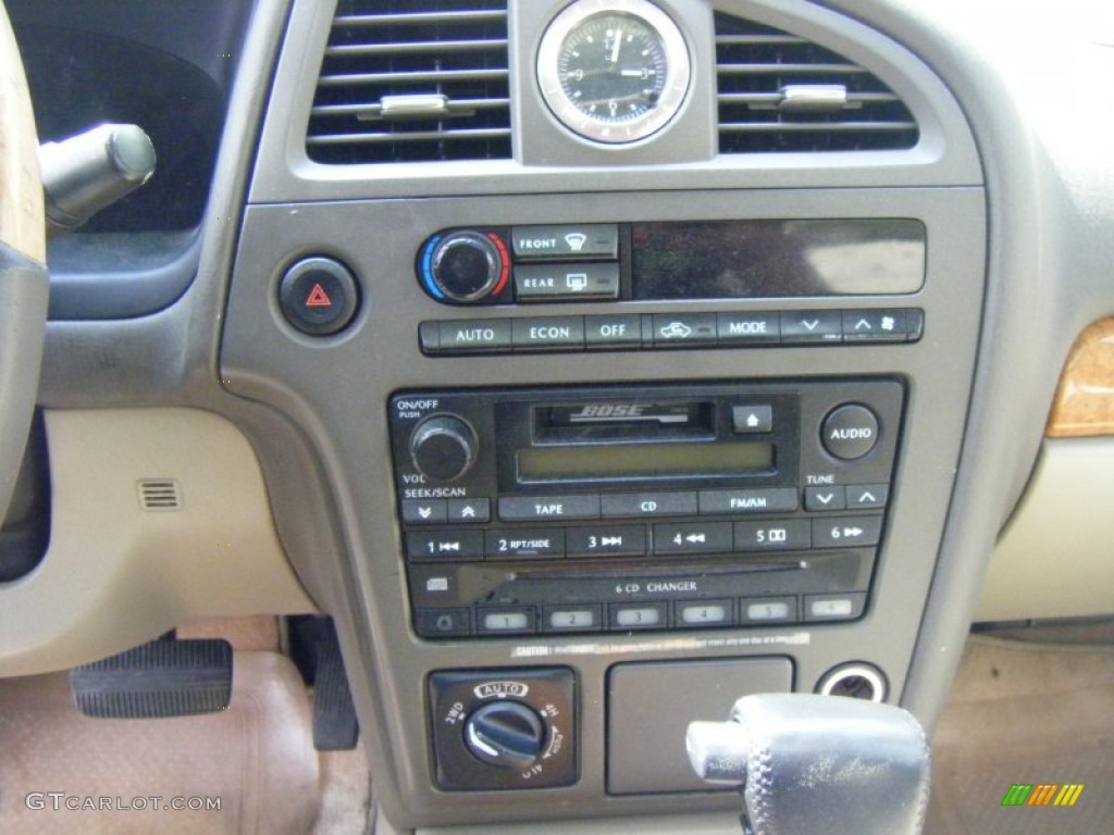 2001 QX4 4x4 - Black Obsidian / Stone Beige photo #7
