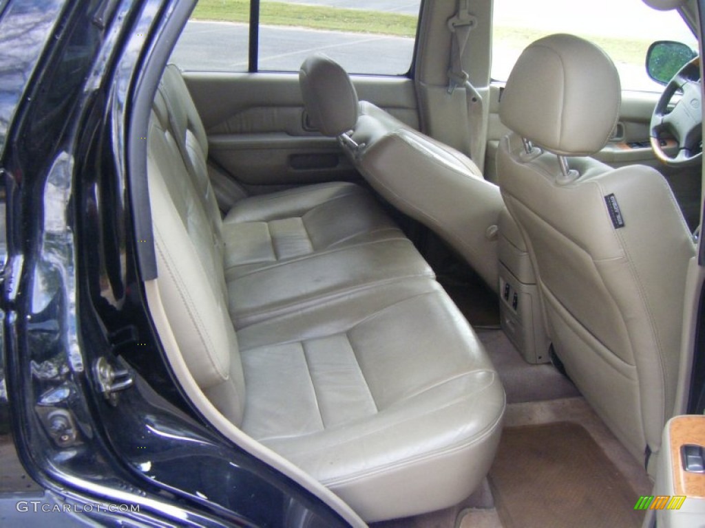 2001 QX4 4x4 - Black Obsidian / Stone Beige photo #13