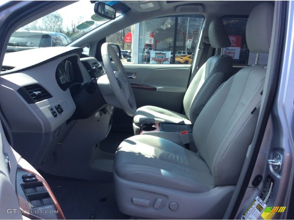 2014 Sienna XLE - Silver Sky Metallic / Light Gray photo #9