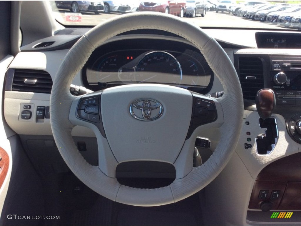 2014 Sienna XLE - Silver Sky Metallic / Light Gray photo #12