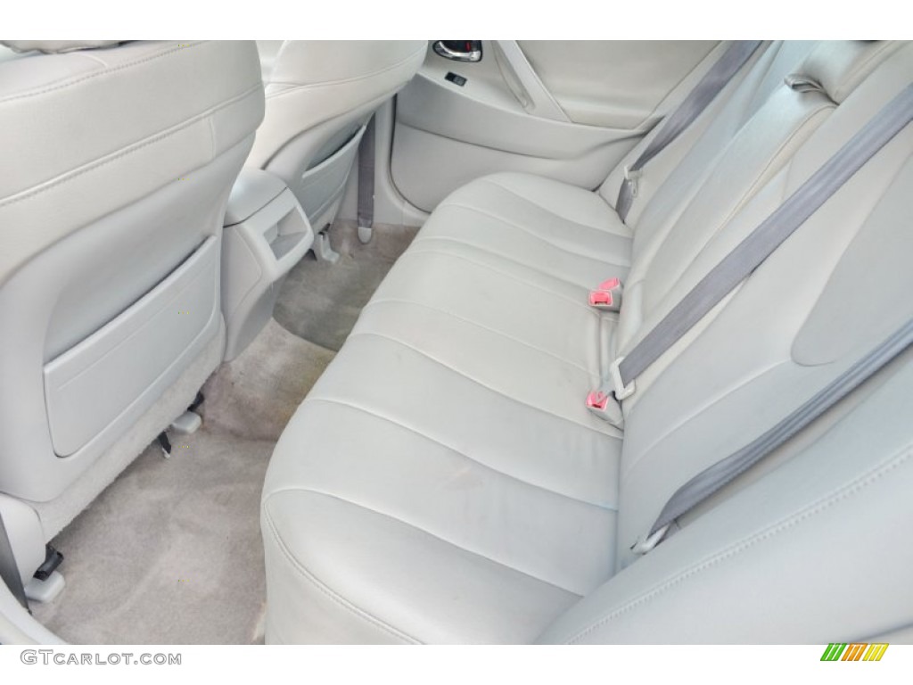 2007 Toyota Camry LE Rear Seat Photo #103348184